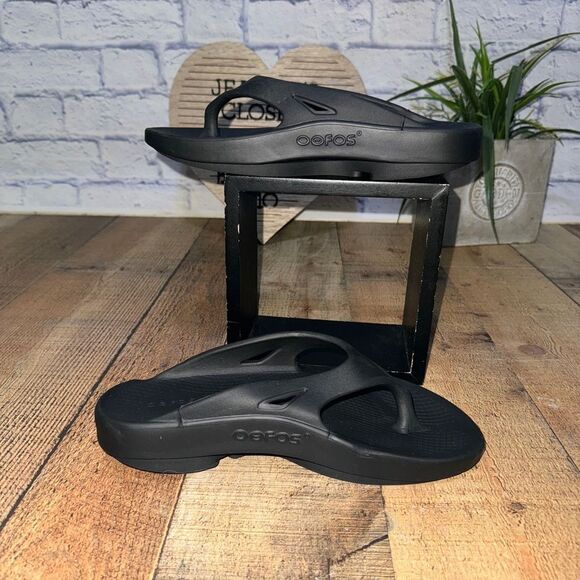 OOFOS ORIGINAL SANDAL (UNISEX) - BLACK M 7 W 9 - Picture 2 of 8